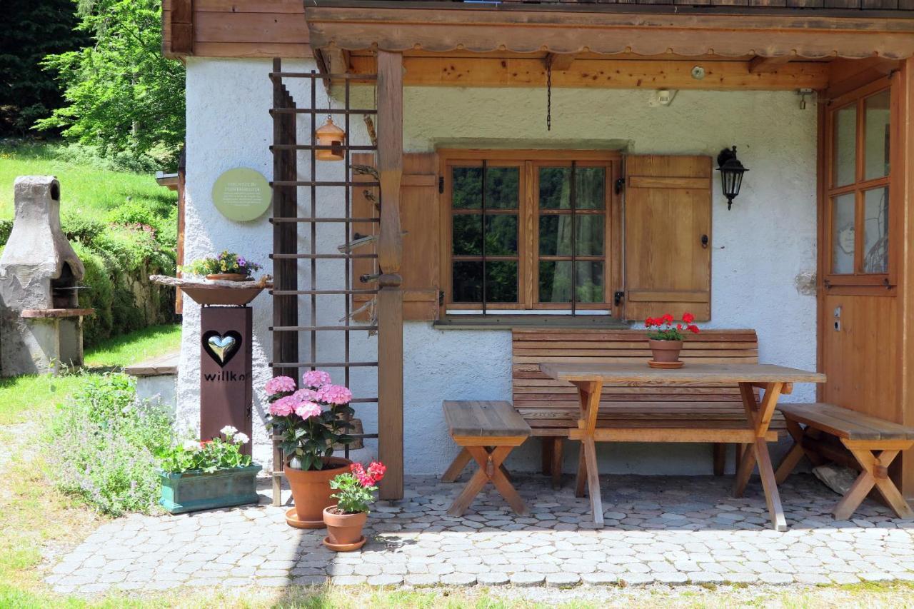 אשאו אים כימגאו Ferienwohnungen Haus Waldwinkel מראה חיצוני תמונה
