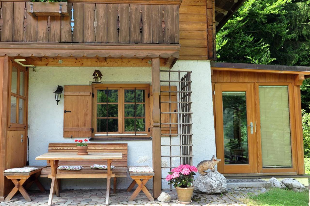 אשאו אים כימגאו Ferienwohnungen Haus Waldwinkel מראה חיצוני תמונה