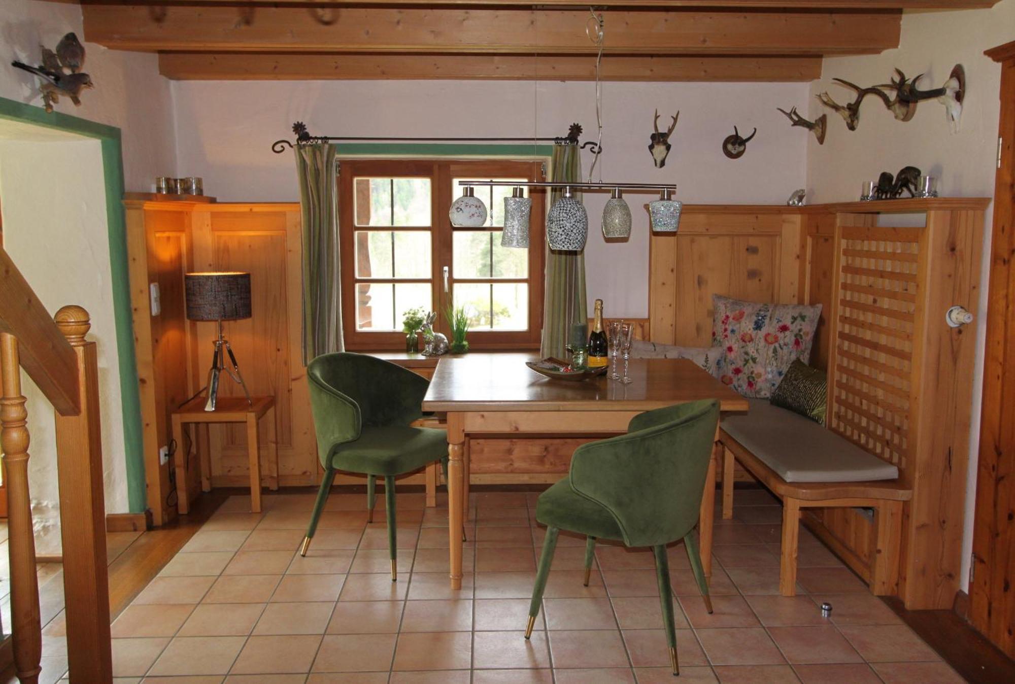 אשאו אים כימגאו Ferienwohnungen Haus Waldwinkel מראה חיצוני תמונה